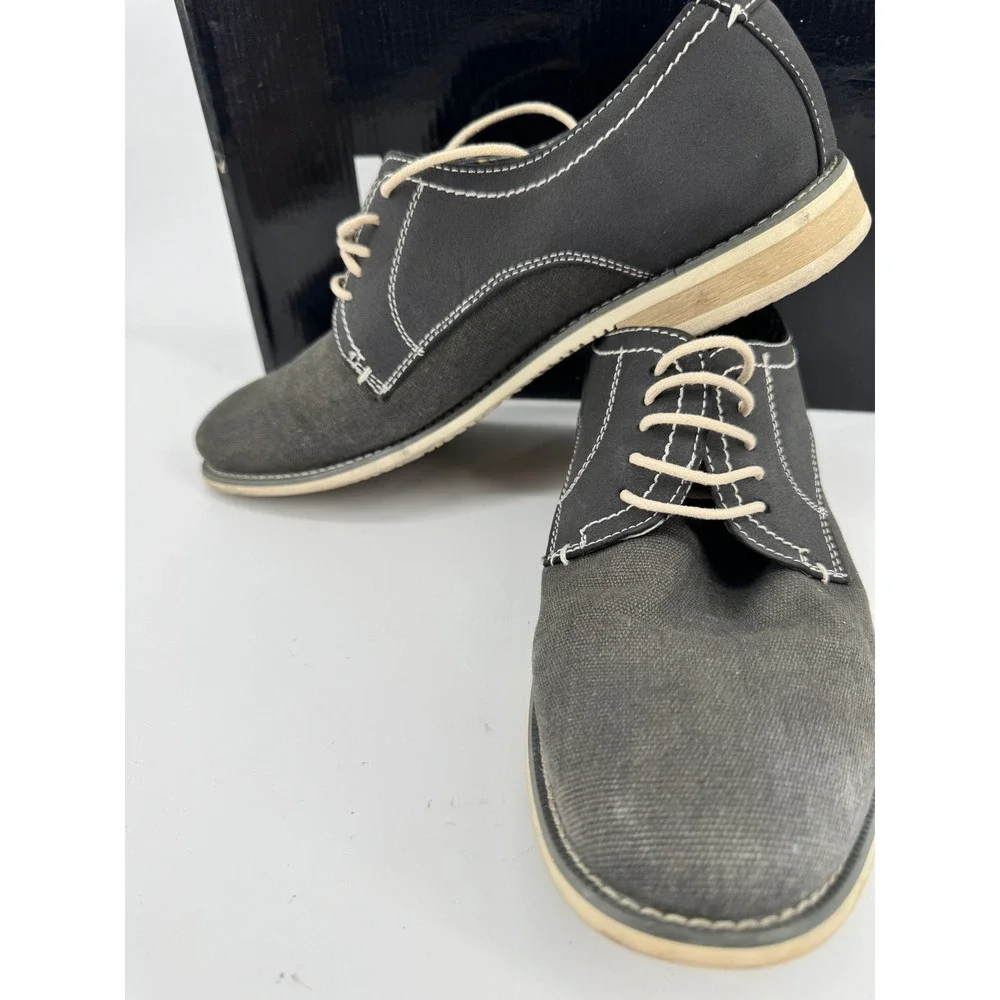 Steve Madden step out